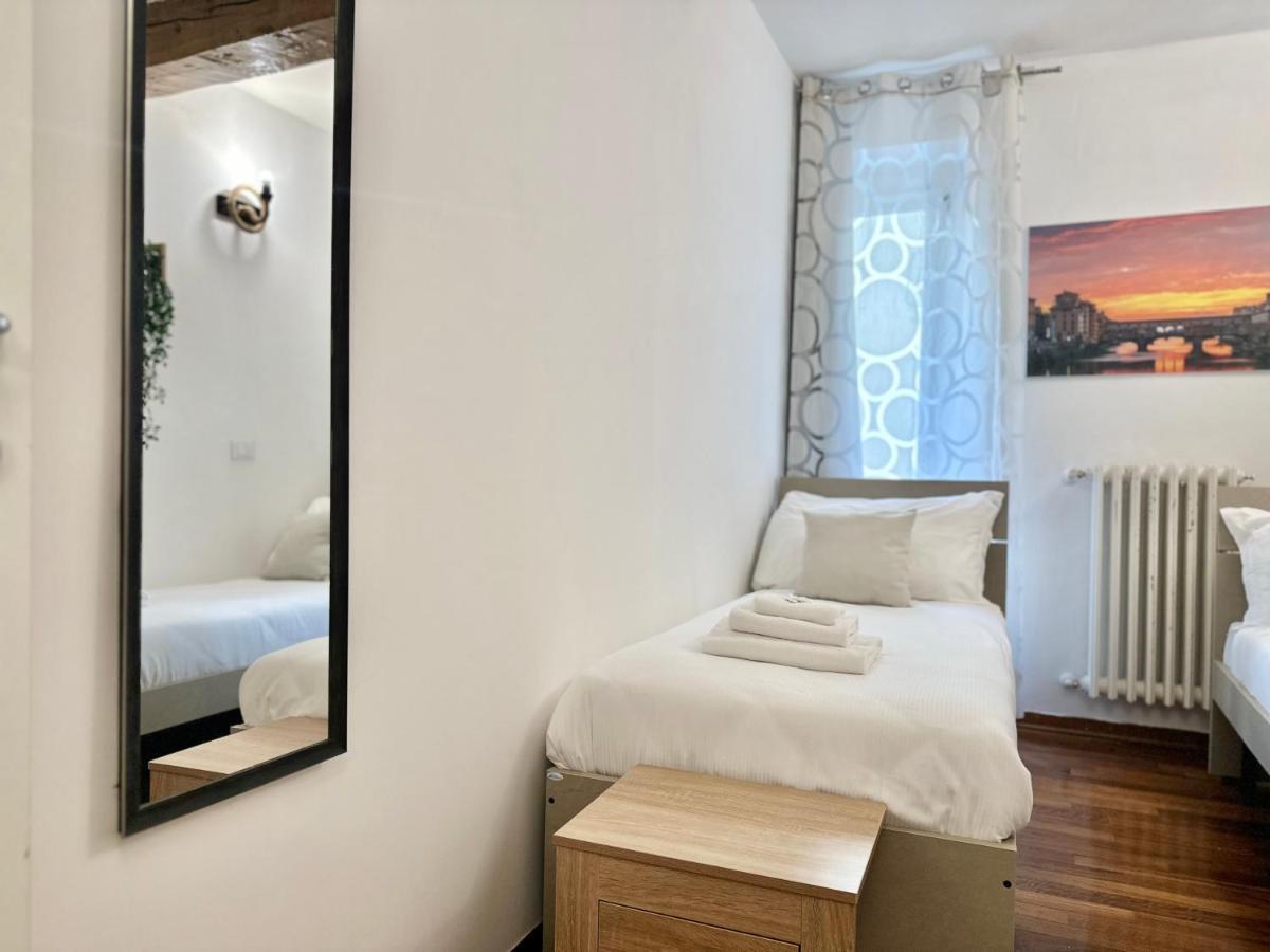 A 2 Passi Dal Duomo Con Parcheggio E 3 Camere ฟลอเรนซ์ ภายนอก รูปภาพ