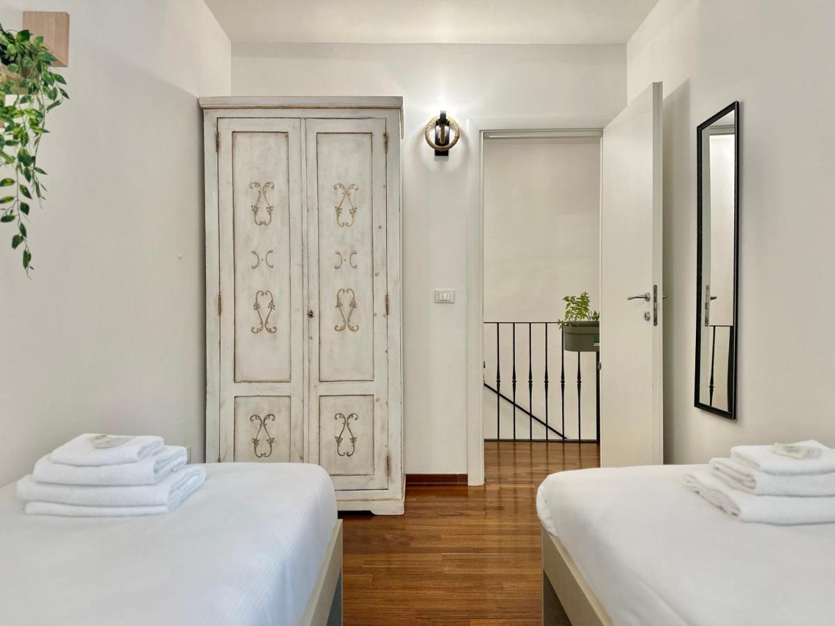 A 2 Passi Dal Duomo Con Parcheggio E 3 Camere ฟลอเรนซ์ ภายนอก รูปภาพ